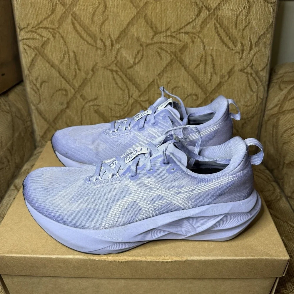 Asics Novablast 5 Bluebell/Lilac Hunt 1012B765-501 Women's Size 11 Running Shoes